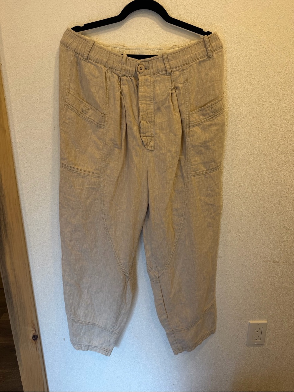 Free People woman’s linen Relaxed Tapered Pants in Light Tan